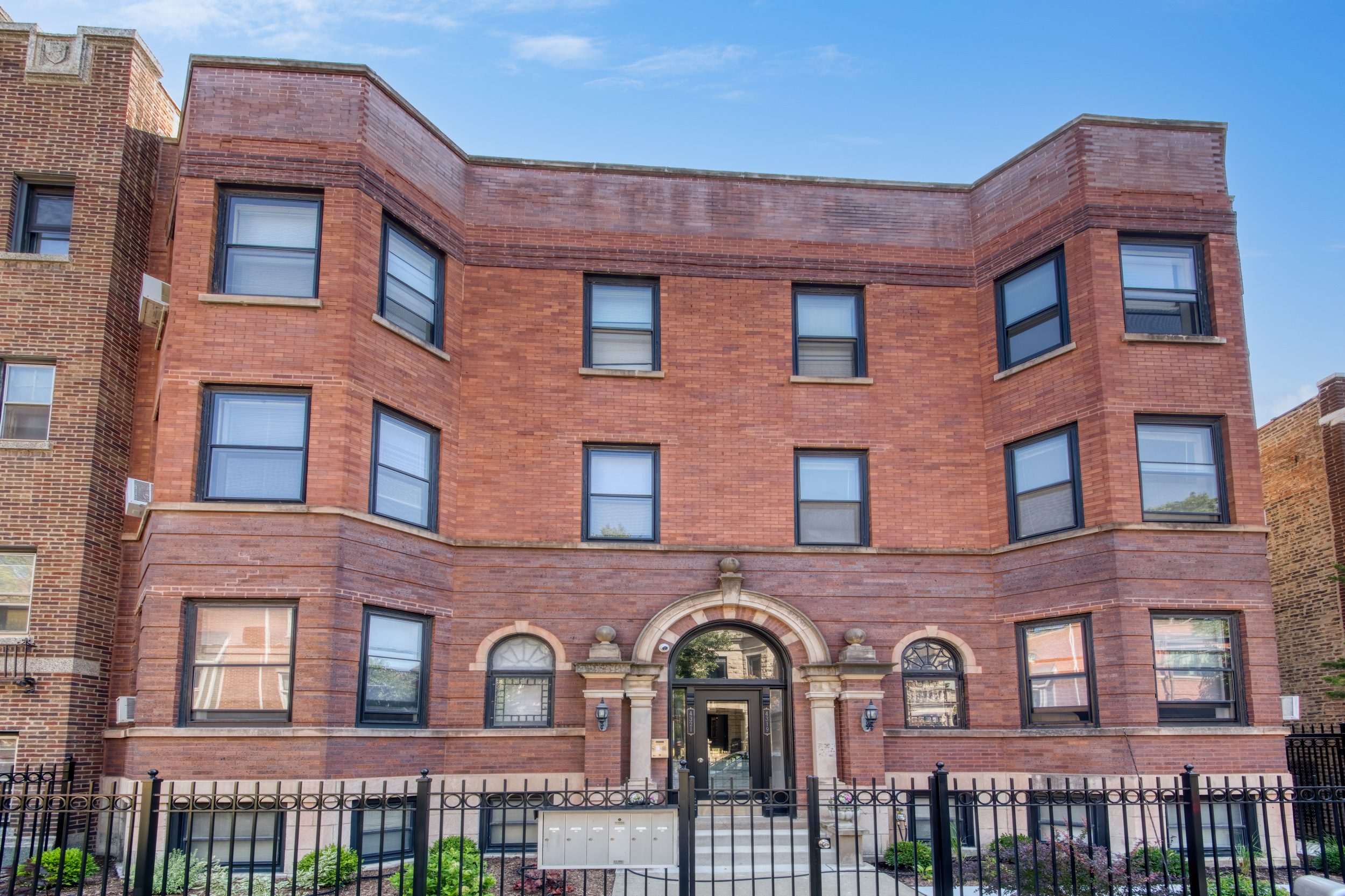 4319 North Dayton Street - 3