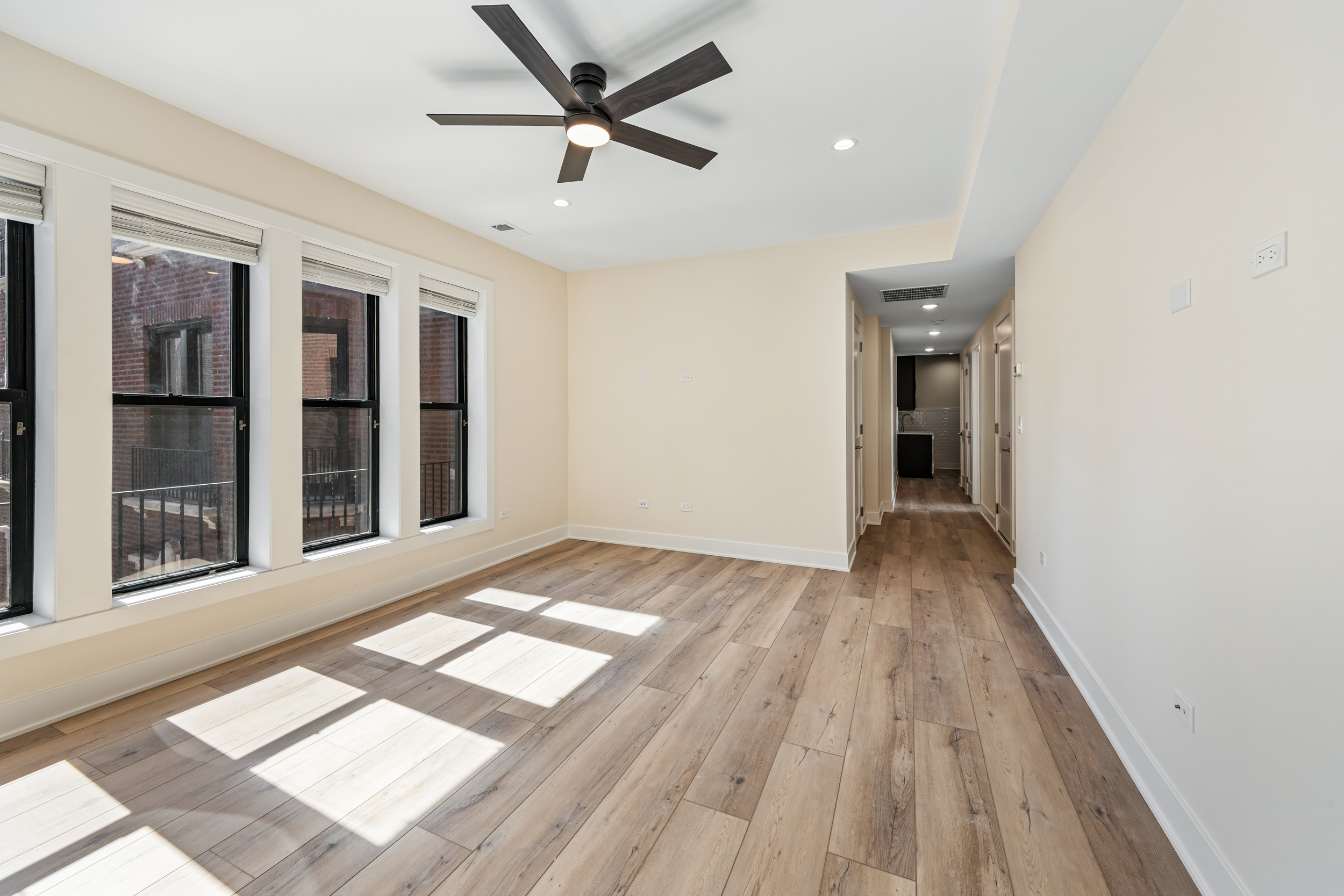 1248 W Addison Ave - 1C