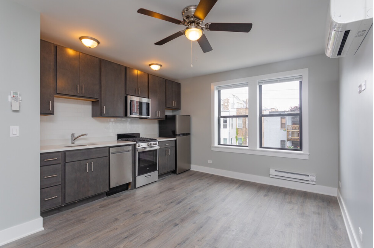 4069 North Kenmore Avenue - 111